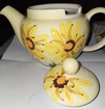 sml yellow bluebell sunflowers Whittard Chelsea Floral Amaranta Handpaint Teapot