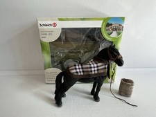 Schleich Farm Life Horse, Feed
