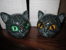 2 GREEN PATTERNED CAT HEAD SCULPTURES GOLD EYES & GREEN EYES = NIB