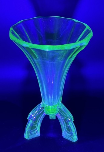 Vintage art deco - art, green