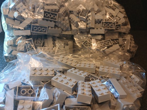 Lego bricks 4x2 light - 4x2, grey