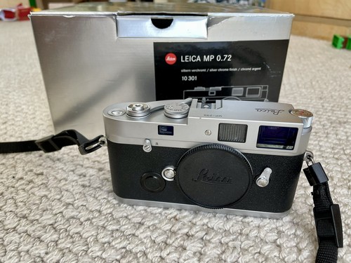 Leica silver chrome - leica,