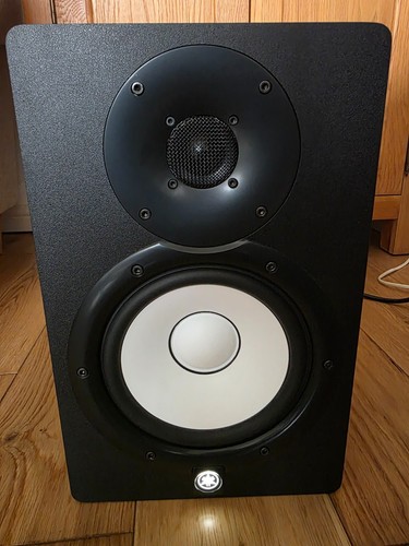 Black yamaha hs7 - black, studio