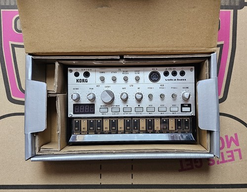Korg volca bass - korg, analogue