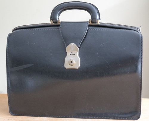 Vintage large leather doctors - leather,