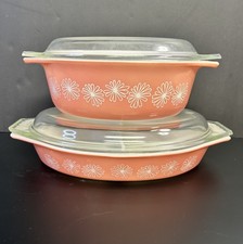 VINTAGE Pyrex Pink Daisy Set