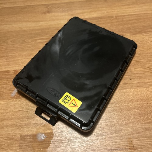 Ford sierra under bonnet - , fuse