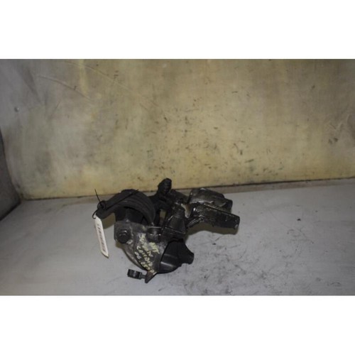 Engine mounting bracket - engine,