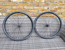 Dura-ace R9270 Carbon Disc