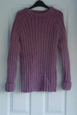 WOMEN'S HAND-KNITTED JUMPER
