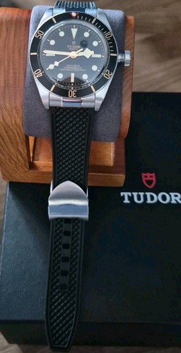 Tudor black bay 39mm - tudor, watch