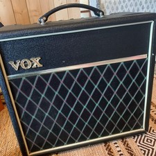 VOX V9168R Pathfinder Guitar