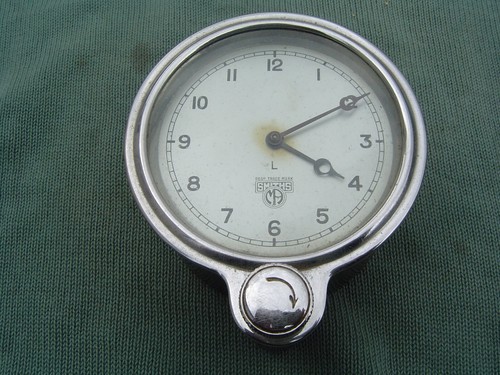 Vintage 1920s smiths - car, clock