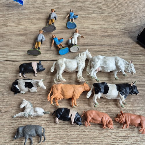 Vintage plastic figures - vintage, incl