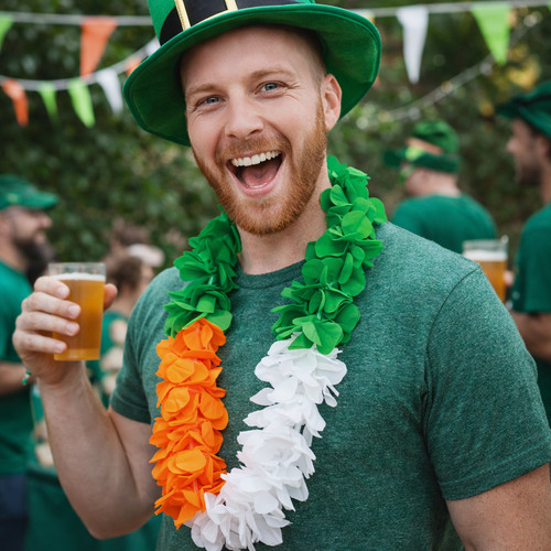 Patricks day lei hula - st,