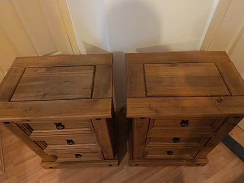 Corona pine drawer bedside - corona,