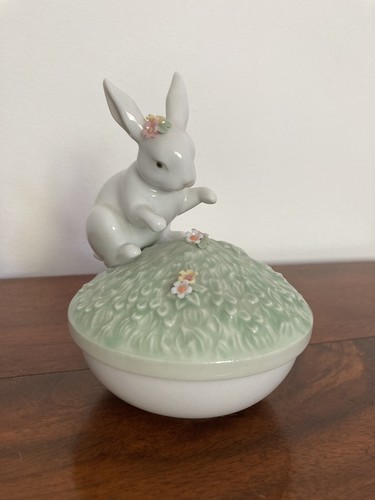 Lladro rabbit 06607 simply - rabbit,