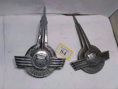 Morris minor bonnet badge - morris,