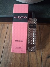 Valentino Donna Born In Roma