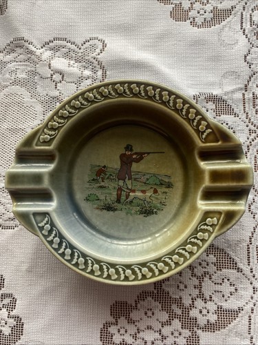 Wade irish porcelain ashtray - wade,