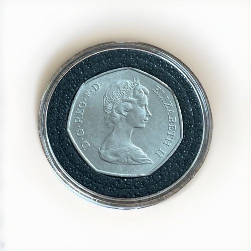 1973 eec ring hands 50p - ring, of