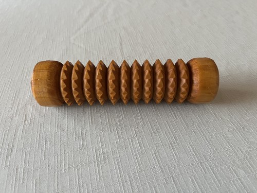 Small portable wooden foot - small,