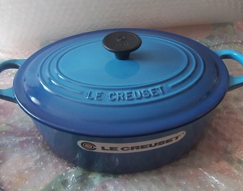 Creuset signature cast - le,
