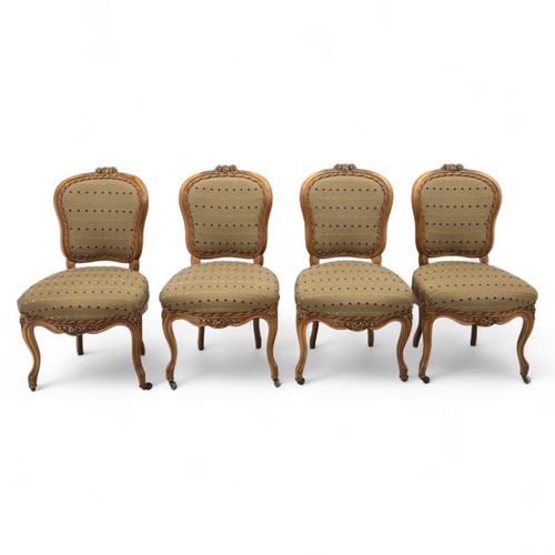 Set victorian walnut - of, 4