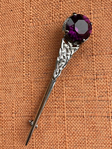 Vintage celtic brooch - vintage,