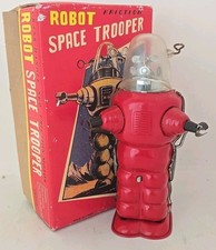 ROBOT SPACE TROOPER TR2018 CRANK HANDLE FRICTION MOTOR BOXED ROBOT TOY VINTAGE