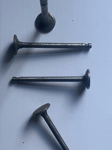 Lanchester ld10 exhaust valve - lanchester,