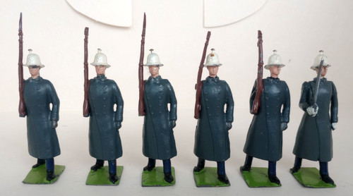 Vintage lead toy - , soldiers