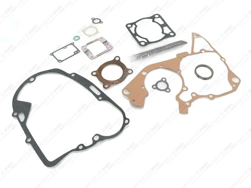 Complete engine gasket set for - engine,