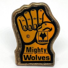 Mighty Wolves Fist Vintage Coffer Pin Badge Wolverhampton Wanderers Football