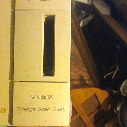 Minolta dimage scan - scan, dual