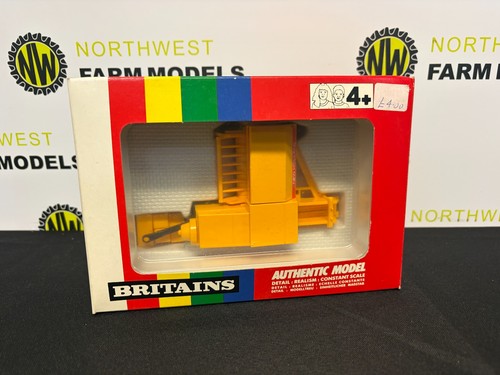Britains 9556 scale new - 1:32,