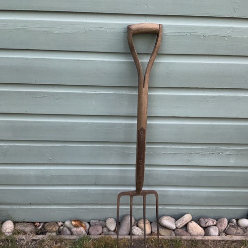 Vintage antique brades - vintage,