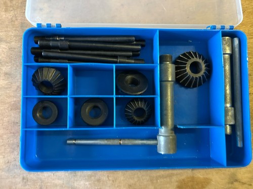 Vintage valve seat - vintage,
