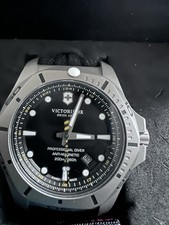 Victorinox Swiss Army Men's Quartz 241812