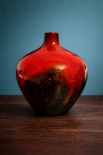 Royal doulton flambé - royal, veined