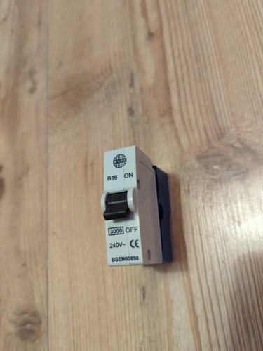 Wylex amp push plug - 16, 16