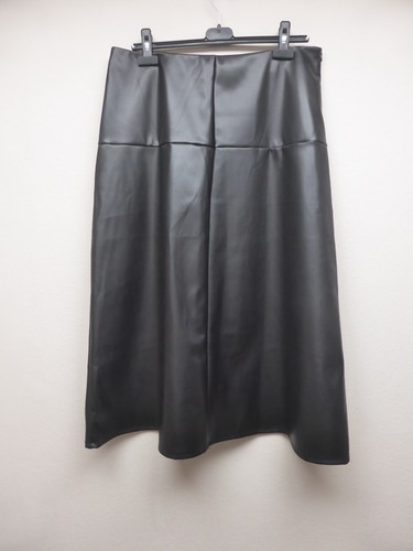Faux leather skirt size - skirt,