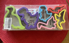 New in Pkg Dinosaur Cookie Cutters Rubber Top Metal Cutter Set of 6