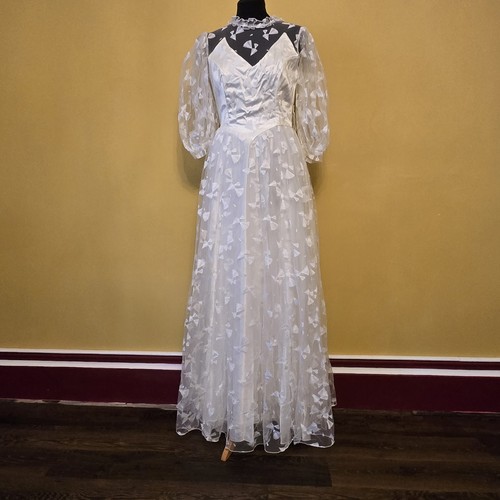 Vintage 1980s lace ballgown - vintage,