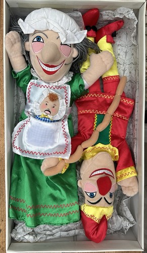 Punch and judy hand - punch,