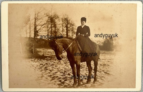 Cabinet card lady riding - card,