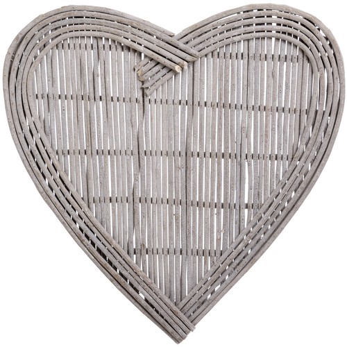 Medium heart wicker wall art - wicker,
