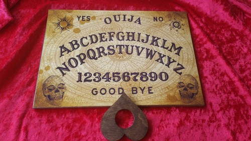 Classic wooden ouija board - wooden,