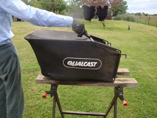 Qualcast lawnmower xss46d - qualcast,