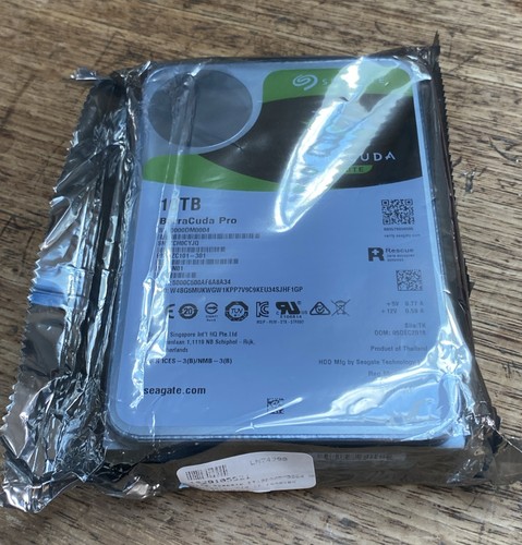 New seagate st10000dm0004 - new,